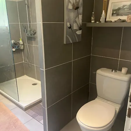 De Plein Pied 3 Avec Piscine. Villa Martigues